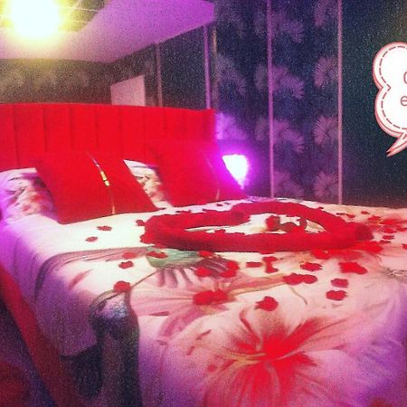 Romantisme Et Glamour 2 Avec Spa , Clim Et Jardin 第戎 外观 照片