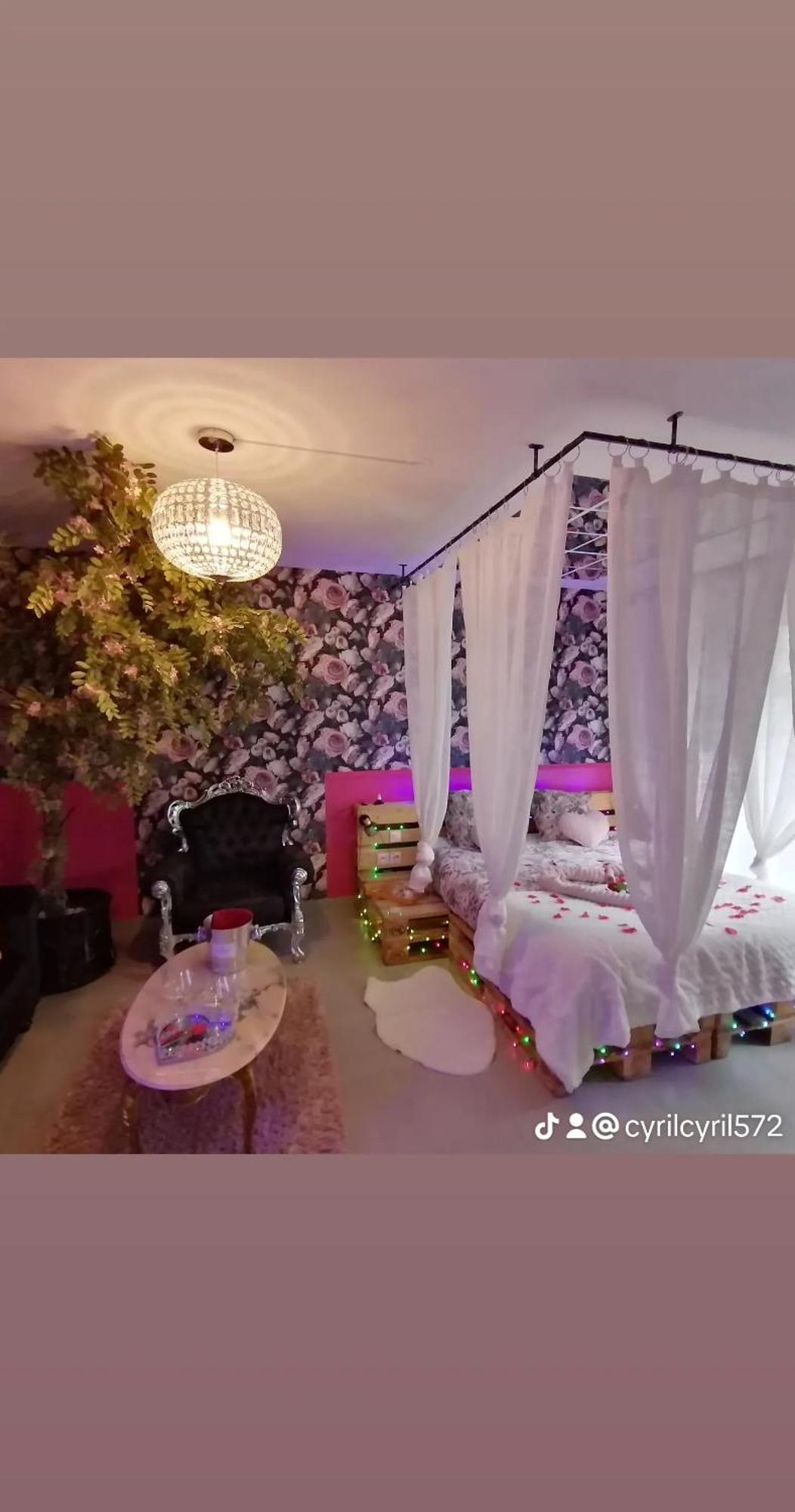 Romantisme Et Glamour 2 Avec Spa , Clim Et Jardin 第戎 外观 照片